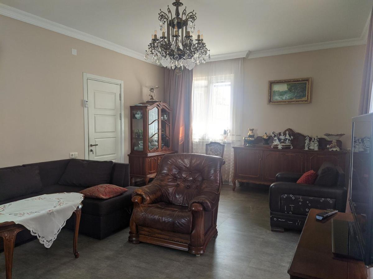 Guest House Kldiashvili Batumi Ngoại thất bức ảnh
