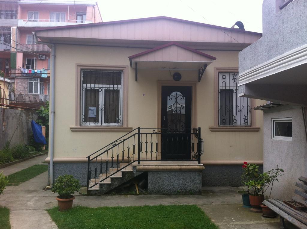 Guest House Kldiashvili Batumi Phòng bức ảnh