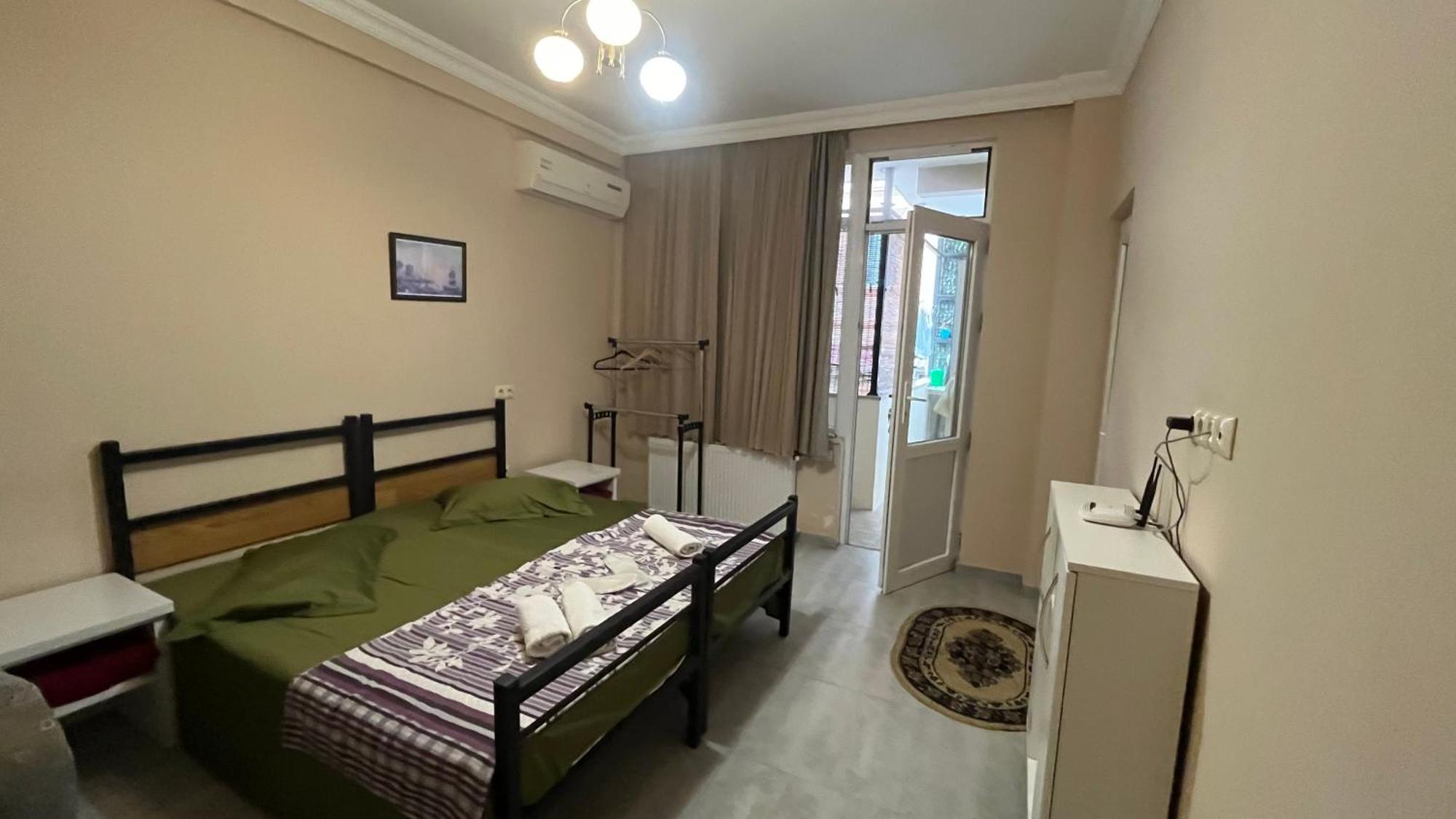 Guest House Kldiashvili Batumi Ngoại thất bức ảnh