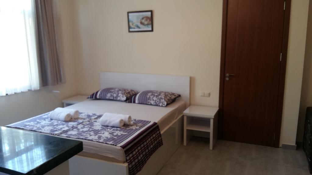 Guest House Kldiashvili Batumi Ngoại thất bức ảnh