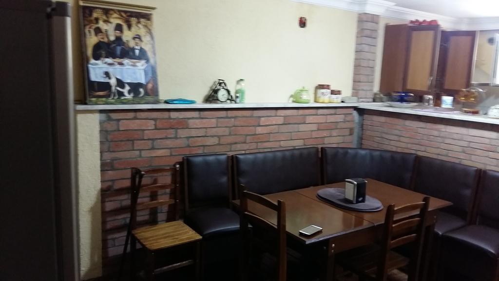 Guest House Kldiashvili Batumi Ngoại thất bức ảnh