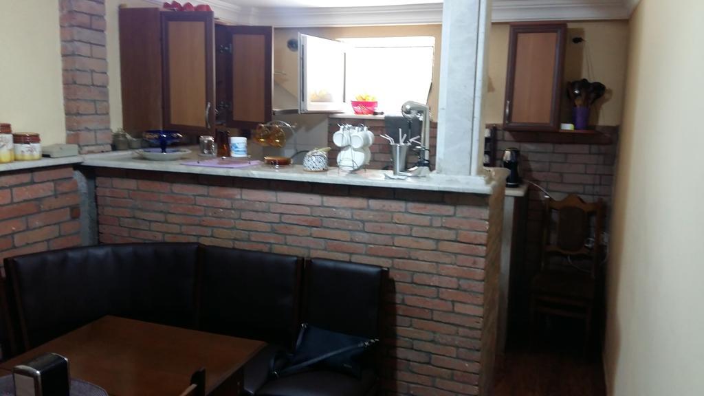 Guest House Kldiashvili Batumi Ngoại thất bức ảnh